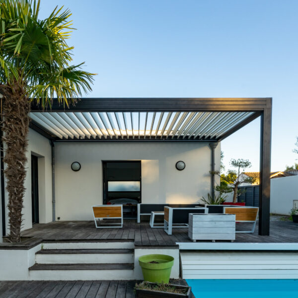 Trendy,Outdoor,Patio,Pergola,Shade,Structure,,Awning,And,Patio,Roof,